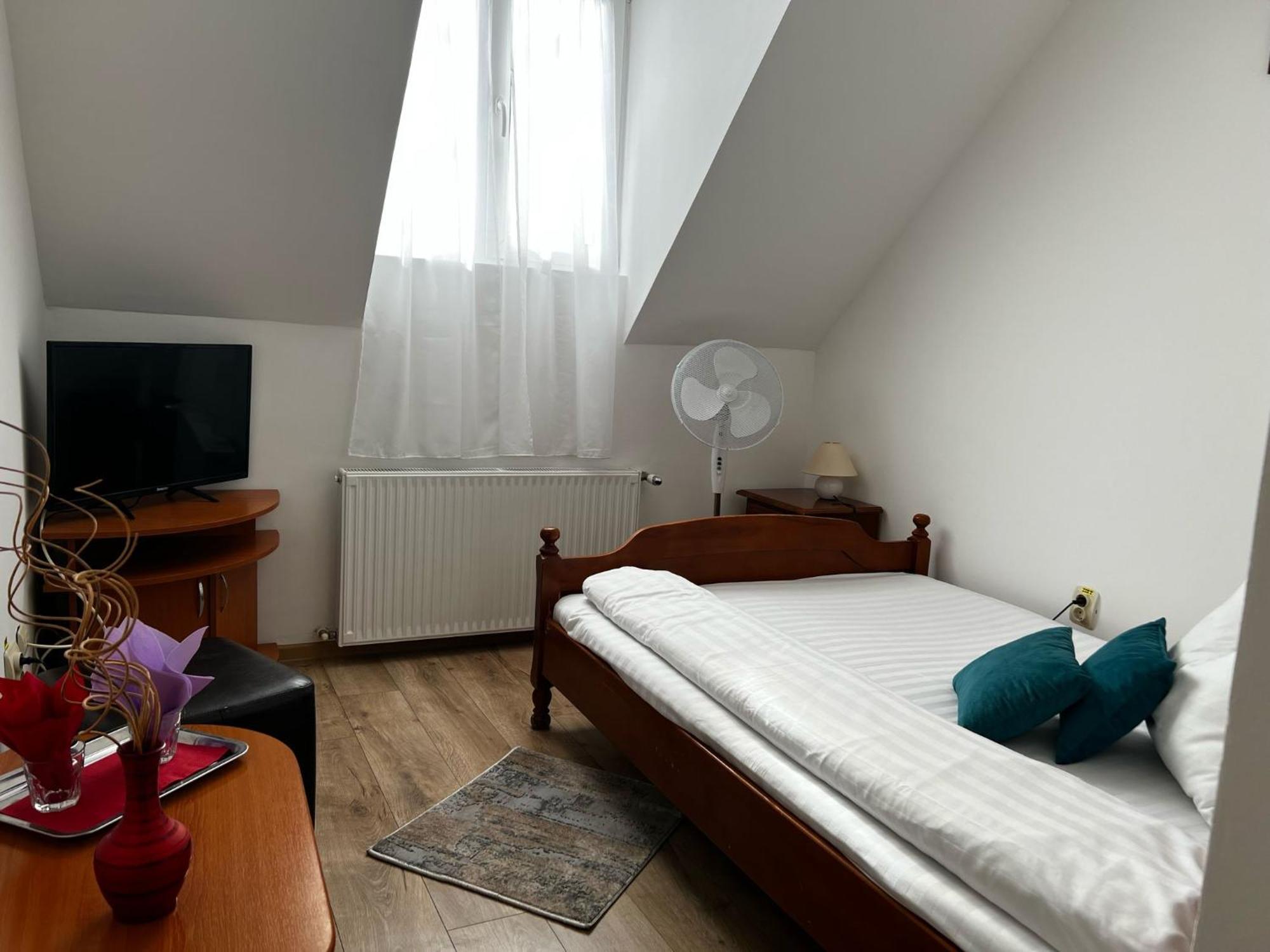 Motel Gela Inoc Extérieur photo